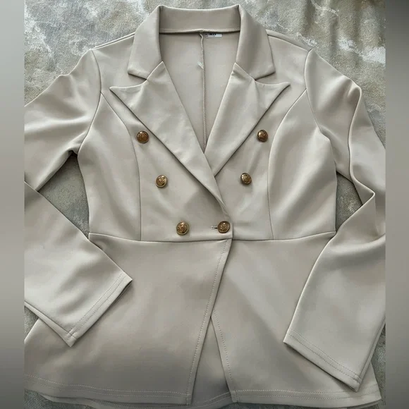 063. Bundle of Two Blazers - Picture 10 of 11